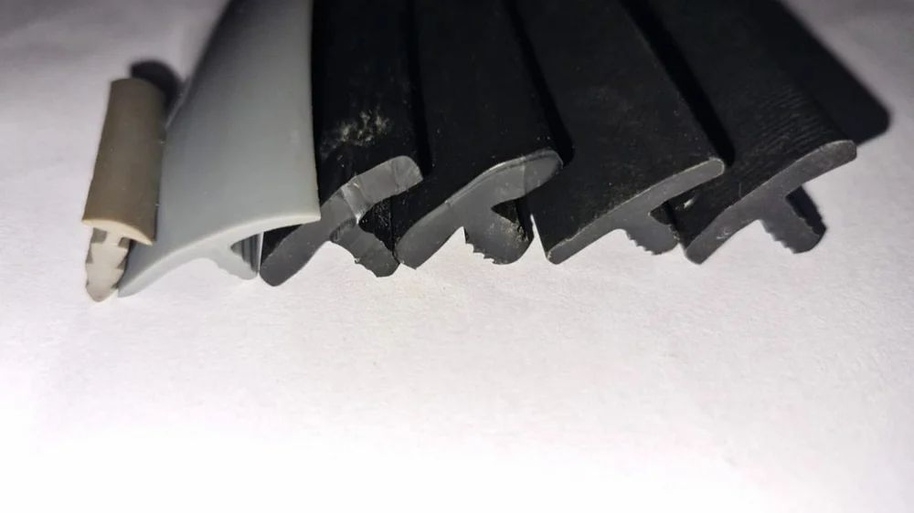 Clips, guides, and brackets — Plastic Injection-Moulded Parts